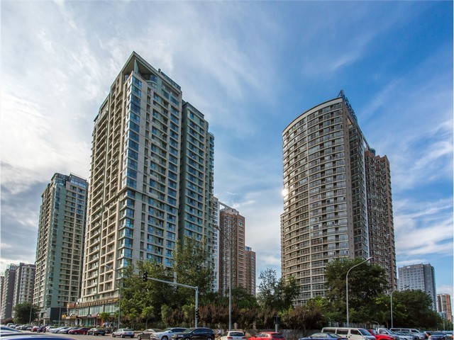 漳州高二播音与主持艺考集训需要几个月